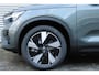 Volvo EX40 Single Motor Extended Range Plus 82 kWh | Lichtmetalen Velgen 5-Spaaks 19" | Stoffen Bekleding | Electronic Climate Controle | Voorstoelen + Stuurwiel Verwarmd  | Warmtepomp | Premium Audio by Harman Kardon | Google Navigatiesysteem | Apple Carplay/Android Auto | Cruise Control Adaptief Met Stop&Go En Stuurhulp |