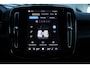 Volvo EX40 Single Motor Extended Range Plus 82 kWh | Lichtmetalen Velgen 5-Spaaks 19" | Stoffen Bekleding | Electronic Climate Controle | Voorstoelen + Stuurwiel Verwarmd  | Warmtepomp | Premium Audio by Harman Kardon | Google Navigatiesysteem | Apple Carplay/Android Auto | Cruise Control Adaptief Met Stop&Go En Stuurhulp |