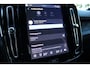 Volvo EX40 Single Motor Extended Range Plus 82 kWh | Lichtmetalen Velgen 5-Spaaks 19" | Stoffen Bekleding | Electronic Climate Controle | Voorstoelen + Stuurwiel Verwarmd  | Warmtepomp | Premium Audio by Harman Kardon | Google Navigatiesysteem | Apple Carplay/Android Auto | Cruise Control Adaptief Met Stop&Go En Stuurhulp |