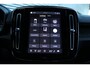 Volvo EX40 Single Motor Extended Range Plus 82 kWh | Lichtmetalen Velgen 5-Spaaks 19" | Stoffen Bekleding | Electronic Climate Controle | Voorstoelen + Stuurwiel Verwarmd  | Warmtepomp | Premium Audio by Harman Kardon | Google Navigatiesysteem | Apple Carplay/Android Auto | Cruise Control Adaptief Met Stop&Go En Stuurhulp |