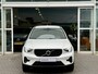 Volvo XC40 T4 211PK Recharge Plus Dark| Adap.Cruise| Trekhaak| Camera| H&K