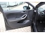 Opel Astra 1.0 Online Edition Navigatie | Camera | Stuur en Stoelverwarming | Parkeersensoren Voor en Achter.