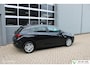 Opel Astra 1.0 Online Edition Navigatie | Camera | Stuur en Stoelverwarming | Parkeersensoren Voor en Achter.