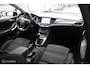 Opel Astra 1.0 Online Edition Navigatie | Camera | Stuur en Stoelverwarming | Parkeersensoren Voor en Achter.