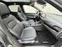 Nissan Qashqai 1.3 MHEV Tekna / Trekhaak (Trekgewicht 1.400kg) / HUD / Panoramadak / 360° Camera / Keyless Entry & Start / Elektrische Achterklep / Stuur- en Stoelverwarming / Voorruitverwarming / Apple Carplay & Android Auto / Navigatie full map /
