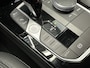 BMW 1-Serie 120 M SPORT DESIGN EDITION NAVIGATIE CRUISE CONTROL STOEL EN STUURVERWARMING PANORAMA SCHUIF/KANTELDAK BLUETOOTH TELEFOON APPLE CARPLAY/ANDROID RIJSTROOKSENSOREN PDC ZEER MOOI !! 3010