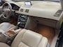 Volvo XC90 2.5 T AWD Summum 7 persoons YOUNGTIMER LEDER NAVIGATIE CRUISE CONTROL CLIMATE CONTROL BLUETOOTH TELEFOON PDC ZEER MOOI !! 3010