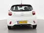 Hyundai i10 1.0 AUTOMAAT COMFORT 5-ZITS + APPLE CARPLAY | DAB+ | CRUISE CONTROL | TWO-TONE WIT/ZWART