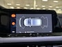 Volkswagen Golf 1.0 TSI 110pk Life · Apple/Android Car Play · Navigatie · Sfeerverlichting · P-Sensoren · Getint Glas · 16'' Inch · Garantie t/m 03-07-2027 of 100.000km
