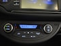 Toyota Yaris 1.5 Hybrid Bi-Tone | Panoramadak | Stoelverwarming | Navigatie