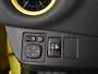 Toyota Yaris 1.5 Hybrid Bi-Tone | Panoramadak | Stoelverwarming | Navigatie