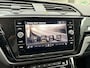 Volkswagen Touran 1.4 TSI 150pk DSG Highline Business R 7p · Apple/Android Car Play · P-Sensoren · Elek. Achterklep · Trekhaak · Stoel & Stuur Verwarming · 17'' Inch ·
