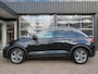 Volkswagen T-Roc 1.5 TSI 150pk DSG-aut. R-LINE / Trekhaak afn. / Camera / Stoelverw. / IQ Light / FABRIEKS garantie