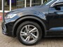 Volkswagen T-Roc 1.5 TSI 150pk DSG-aut. R-LINE / Trekhaak afn. / Camera / Stoelverw. / IQ Light / FABRIEKS garantie
