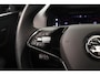 Skoda Karoq 1.5 TSI ACT Sportline Business | Adaptieve cruisecontrol | Camera | Panoramadak | Trekhaak | CANTON audio | Elektr achterklep | Stuur en stoel verwarming |