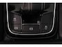 Skoda Karoq 1.5 TSI ACT Sportline Business | Adaptieve cruisecontrol | Camera | Panoramadak | Trekhaak | CANTON audio | Elektr achterklep | Stuur en stoel verwarming |