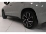 Skoda Karoq 1.5 TSI ACT Sportline Business | Adaptieve cruisecontrol | Camera | Panoramadak | Trekhaak | CANTON audio | Elektr achterklep | Stuur en stoel verwarming |