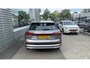 Audi E-tron e-tron 50 quattro Launch edition plus 313 PK | Automaat | Stoelverwarming | Navigatie | Camera | Panoramadak | Schuifdak | Leder interieur | Adaptive Cruise Control | Dodehoekdetectie | Virtual Cockpit | Lichtmetalen velgen |