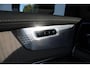 Volvo XC90 T8 445PK Plug-in hybrid AWD Ultra Dark | Luchtvering | Gelamineerde zijruiten | Bowers & Wilkins High End Audio | Massagefunctie voorstoelen | Semi Elektr Trekhaak |