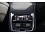 Volvo XC90 T8 445PK Plug-in hybrid AWD Ultra Dark | Luchtvering | Gelamineerde zijruiten | Bowers & Wilkins High End Audio | Massagefunctie voorstoelen | Semi Elektr Trekhaak |