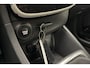 Renault Clio Estate 0.9 TCe Limited 90pk | Navigatie | Trekhaak | Climate Control | Lichtmetalen Velgen | Cruise Control | Keyless Entry & Start