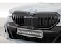 BMW 5-Serie 530e xDrive M Sport | Pano | HUD | B&W | Stoelventilatie | 360cam | Elek. Trekhaak | Carbon int. | 21''