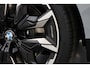 BMW 5-Serie 530e xDrive M Sport | Pano | HUD | B&W | Stoelventilatie | 360cam | Elek. Trekhaak | Carbon int. | 21''
