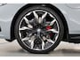 BMW 5-Serie 530e xDrive M Sport | Pano | HUD | B&W | Stoelventilatie | 360cam | Elek. Trekhaak | Carbon int. | 21''