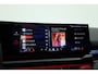 BMW 5-Serie 530e xDrive M Sport | Pano | HUD | B&W | Stoelventilatie | 360cam | Elek. Trekhaak | Carbon int. | 21''