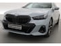 BMW 5-Serie 530e xDrive M Sport | Pano | HUD | B&W | Stoelventilatie | 360cam | Elek. Trekhaak | Carbon int. | 21''