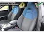 Lynk & Co 01 1.5 zwarte hemel 360 camera 3d view panodak stoelverwarming carplay dab+ adaptive cruise control sfeerverlichting