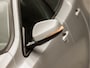 Volvo V40 2.0 T2 Inscription (NAVIGATIE, CLIMATE, CAMERA, STOELVERWARMING, LED KOPLAMPEN, SPORTSTOELEN, CRUISE, PARKEERSENSOREN, NIEUWE APK, NIEUWSTAAT)