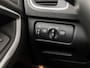 Volvo V40 2.0 T2 Inscription (NAVIGATIE, CLIMATE, CAMERA, STOELVERWARMING, LED KOPLAMPEN, SPORTSTOELEN, CRUISE, PARKEERSENSOREN, NIEUWE APK, NIEUWSTAAT)