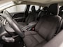 Volvo V40 2.0 T2 Inscription (NAVIGATIE, CLIMATE, CAMERA, STOELVERWARMING, LED KOPLAMPEN, SPORTSTOELEN, CRUISE, PARKEERSENSOREN, NIEUWE APK, NIEUWSTAAT)