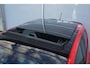 Volkswagen Up! 1.0 BMT 60pk High up! | Panoramadak | Parkeersensoren | Beats | Stoelverwarming |