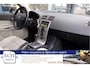 Volvo C30 1.6 Momentum, Leer, 17 inch