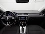 Skoda Octavia Combi 1.0 TSI Greentech Ambition Business (APPLE CARPLAY,LED,SPORTSTOELEN,PARKEERSENSOREN,CRUISE,LM-VELGEN)