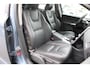 Volvo XC60 T5 Automaat FWD Nordic+ | Verw. Voorstoelen | Standkachel | El. Achterklep | PDC V+A | Verw. Voorruit