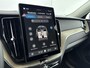 Volvo XC60 NEW MODEL Plus Bright | Trekhaak | PDC V+A en 360 camera | Stoel - Stuurverwarming | Getint glas |