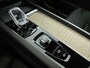 Volvo XC60 NEW MODEL Plus Bright | Trekhaak | PDC V+A en 360 camera | Stoel - Stuurverwarming | Getint glas |