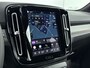 Volvo EX40 Extended Range Plus Dark 82 kWh | PDC + Camera | Stoel + Stuurverwarming | 20 inch LM | Warmtepomp | Apple Carplay - Android Auto