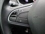 Renault Megane Estate TCe 140pk Limited | Stoelverwarming | 1700kg geremd | Dealer onderhouden | Navigatie |