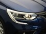 Renault Megane Estate TCe 140pk Limited | Stoelverwarming | 1700kg geremd | Dealer onderhouden | Navigatie |