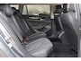Volkswagen Passat Variant 1.5 eHybrid 204pk Business | SoH 100% | Wegklapbare trekhaak | 360 Camera | Navigatie | Keyless