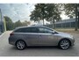 Toyota Auris Touring Sports 1.8 Hybrid Executive | NAVIGATIE | CAMERA | STOELVERWARMING |