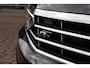 Volkswagen Passat Variant 1.5 TSI 150pk R-Line Business | Wegkapbare trekhaak | 360 Camera | Panoramadak | Leder