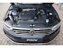 Volkswagen Passat Variant 1.5 TSI 150pk R-Line Business | Wegkapbare trekhaak | 360 Camera | Panoramadak | Leder