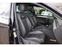 Volkswagen Passat Variant 1.5 TSI 150pk R-Line Business | Wegkapbare trekhaak | 360 Camera | Panoramadak | Leder