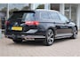 Volkswagen Passat Variant 1.5 TSI 150pk R-Line Business | Wegkapbare trekhaak | 360 Camera | Panoramadak | Leder