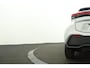 Toyota C-HR 1.8 Hybrid 140 Dynamic | Adaptive Cruise Control | Apple Carplay | Android Auto | Achteruitrijcamera | Parkeersensoren | Keyless entry |